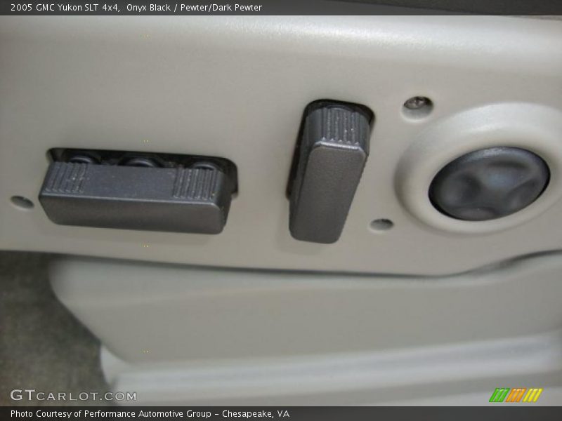 Onyx Black / Pewter/Dark Pewter 2005 GMC Yukon SLT 4x4