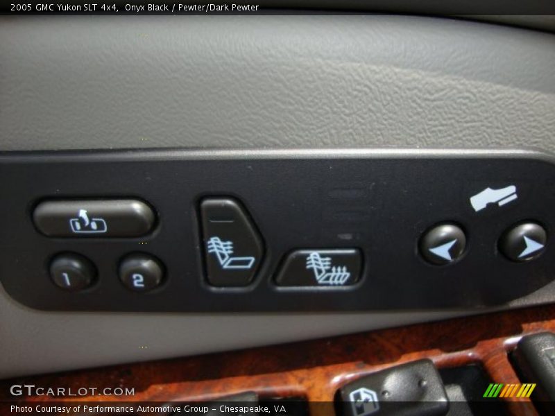 Onyx Black / Pewter/Dark Pewter 2005 GMC Yukon SLT 4x4
