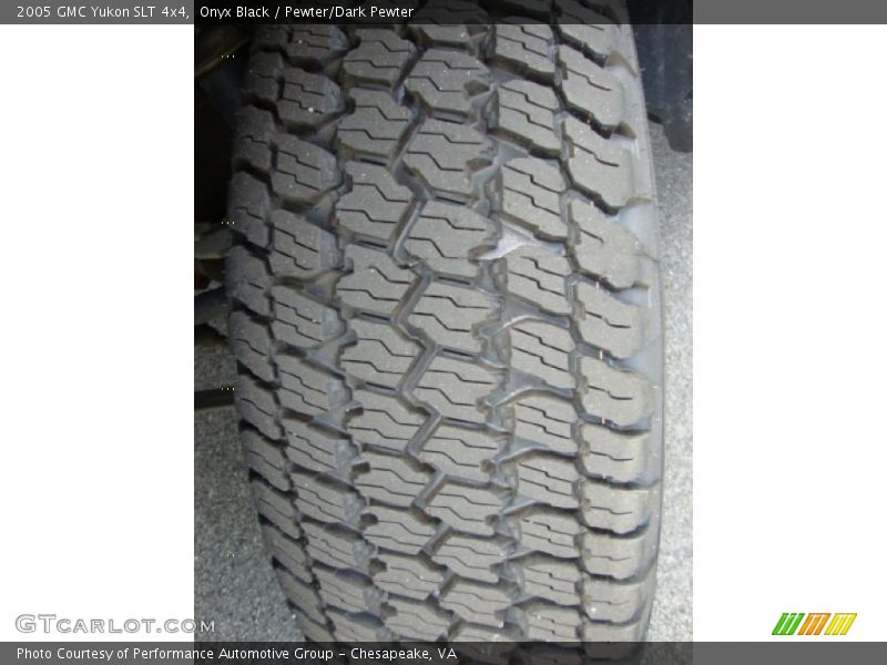 Onyx Black / Pewter/Dark Pewter 2005 GMC Yukon SLT 4x4