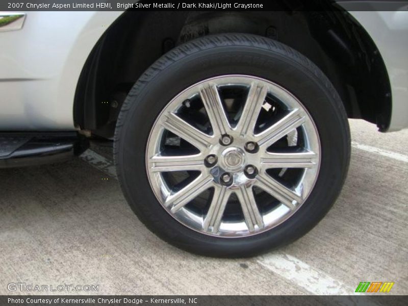 Bright Silver Metallic / Dark Khaki/Light Graystone 2007 Chrysler Aspen Limited HEMI