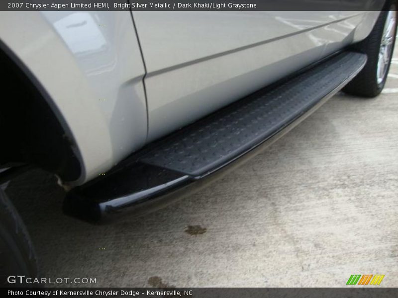 Bright Silver Metallic / Dark Khaki/Light Graystone 2007 Chrysler Aspen Limited HEMI