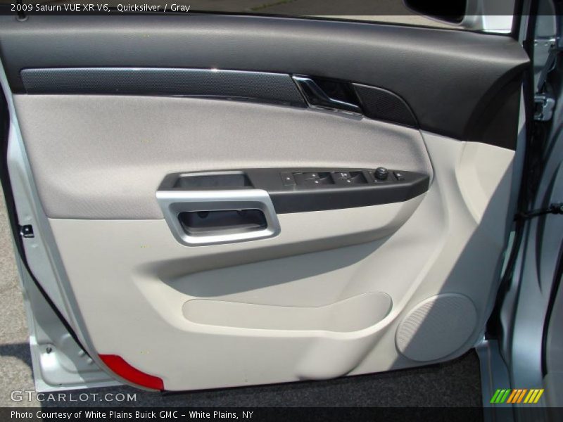 Quicksilver / Gray 2009 Saturn VUE XR V6