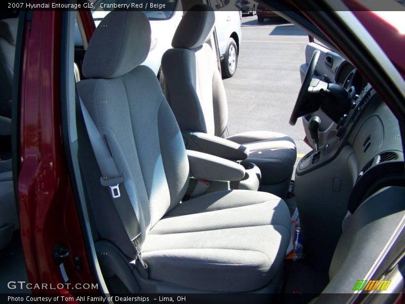 Cranberry Red / Beige 2007 Hyundai Entourage GLS