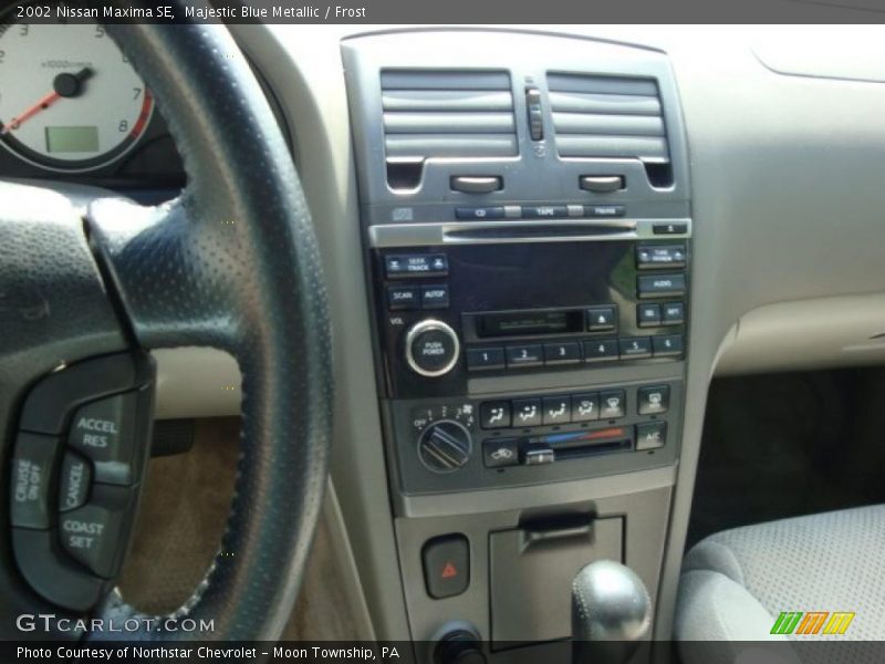 Majestic Blue Metallic / Frost 2002 Nissan Maxima SE