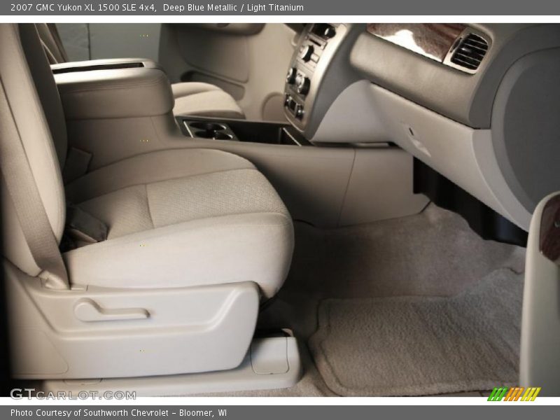 Deep Blue Metallic / Light Titanium 2007 GMC Yukon XL 1500 SLE 4x4