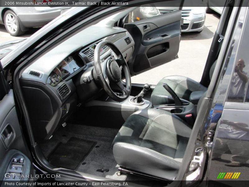 Tarmac Black / Black Alcantara 2006 Mitsubishi Lancer Evolution IX