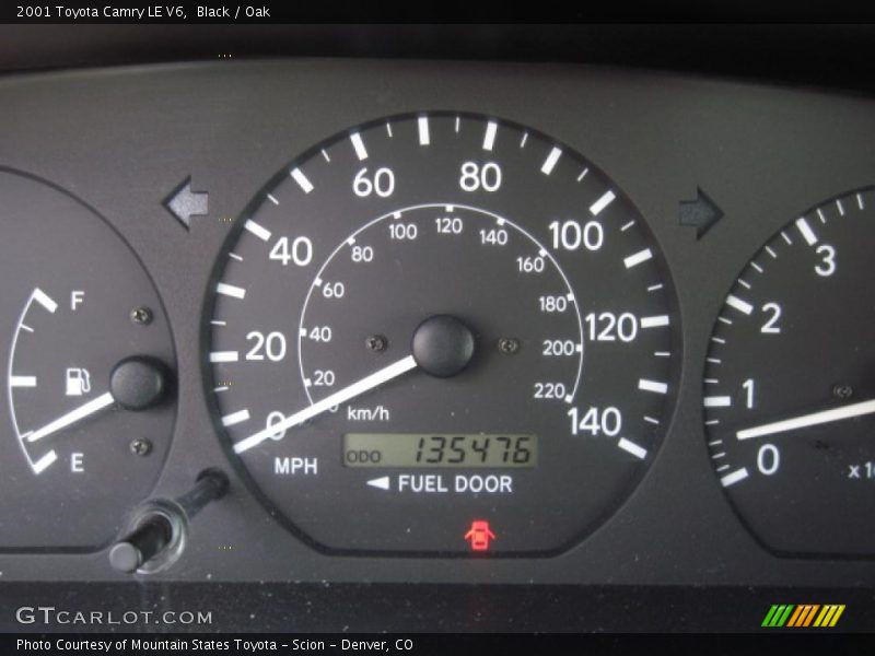 Black / Oak 2001 Toyota Camry LE V6