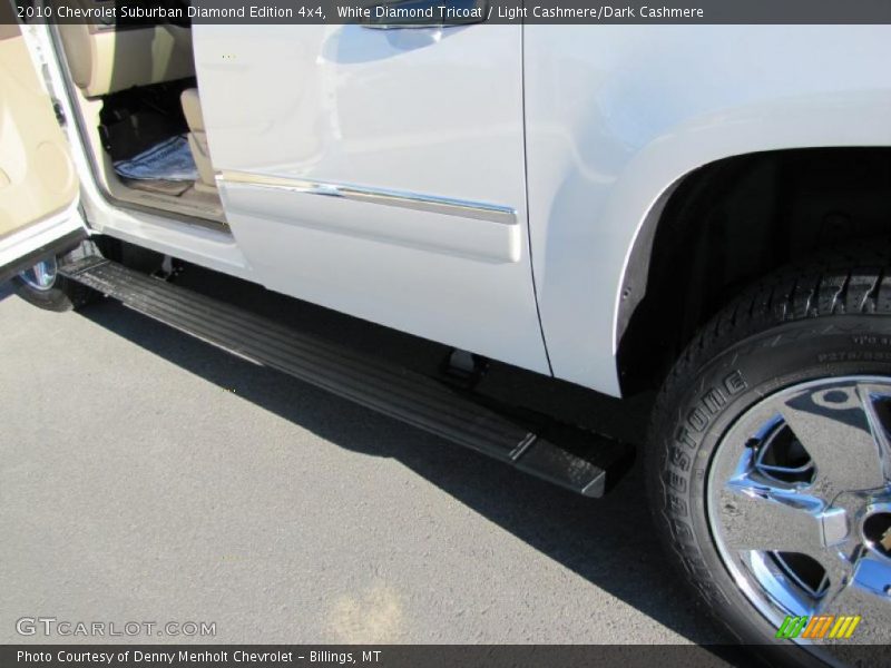White Diamond Tricoat / Light Cashmere/Dark Cashmere 2010 Chevrolet Suburban Diamond Edition 4x4