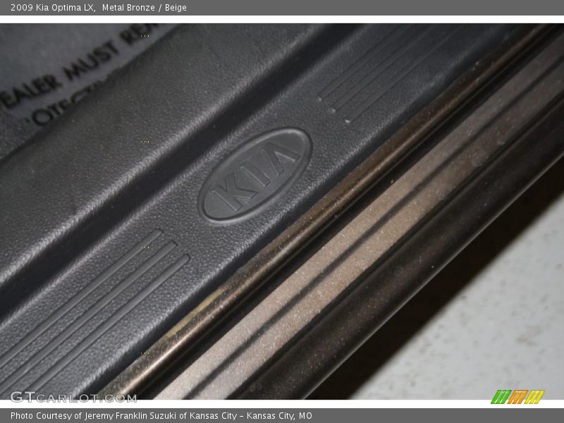 Metal Bronze / Beige 2009 Kia Optima LX