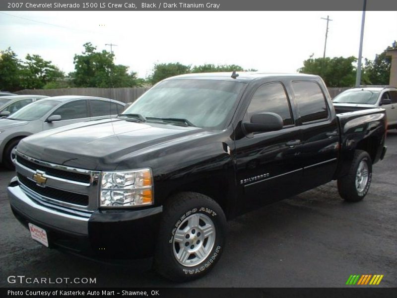 Black / Dark Titanium Gray 2007 Chevrolet Silverado 1500 LS Crew Cab