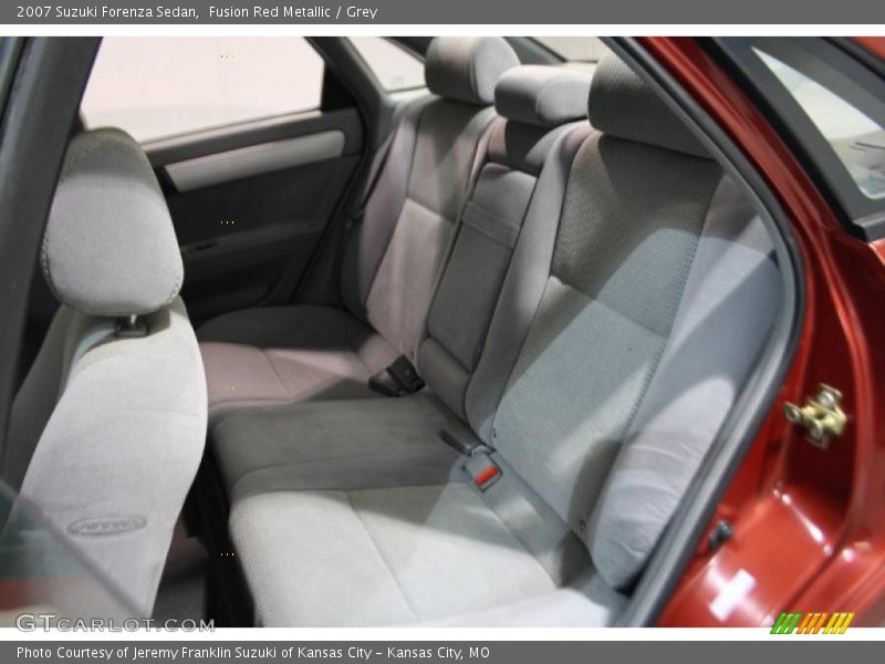 Fusion Red Metallic / Grey 2007 Suzuki Forenza Sedan