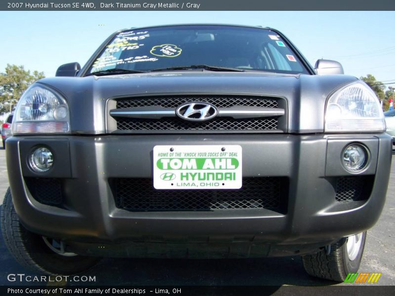 Dark Titanium Gray Metallic / Gray 2007 Hyundai Tucson SE 4WD