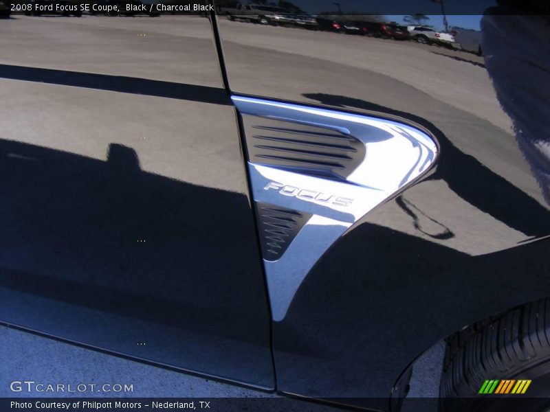Black / Charcoal Black 2008 Ford Focus SE Coupe