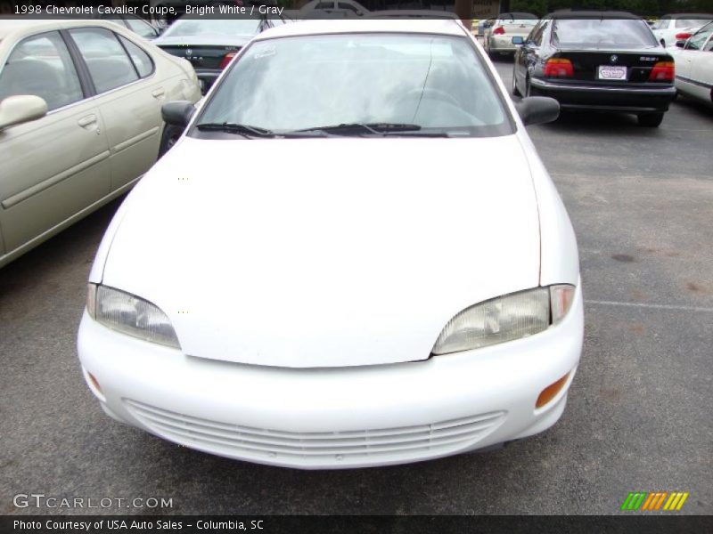 Bright White / Gray 1998 Chevrolet Cavalier Coupe