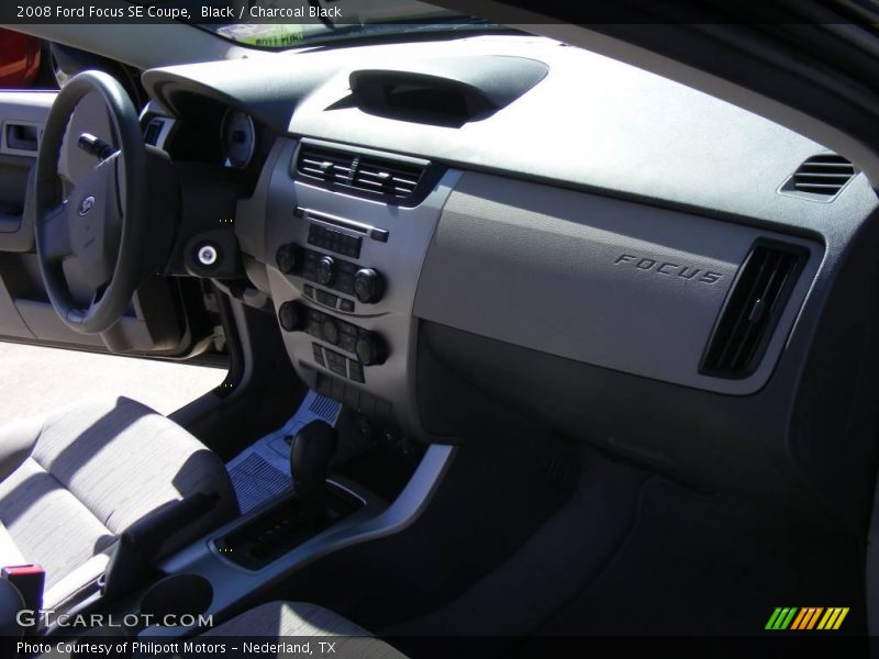 Black / Charcoal Black 2008 Ford Focus SE Coupe