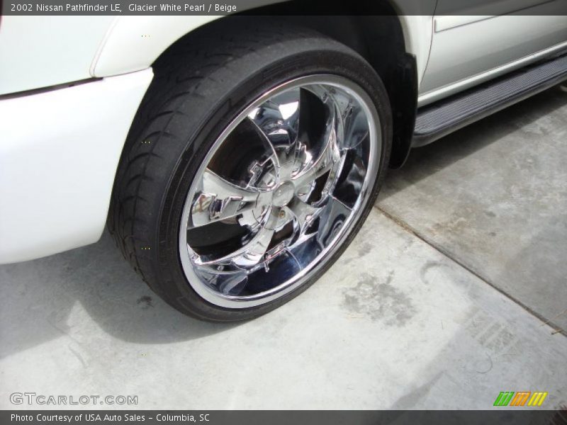Glacier White Pearl / Beige 2002 Nissan Pathfinder LE