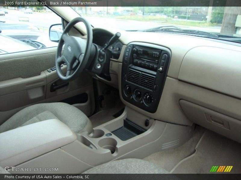 Black / Medium Parchment 2005 Ford Explorer XLS