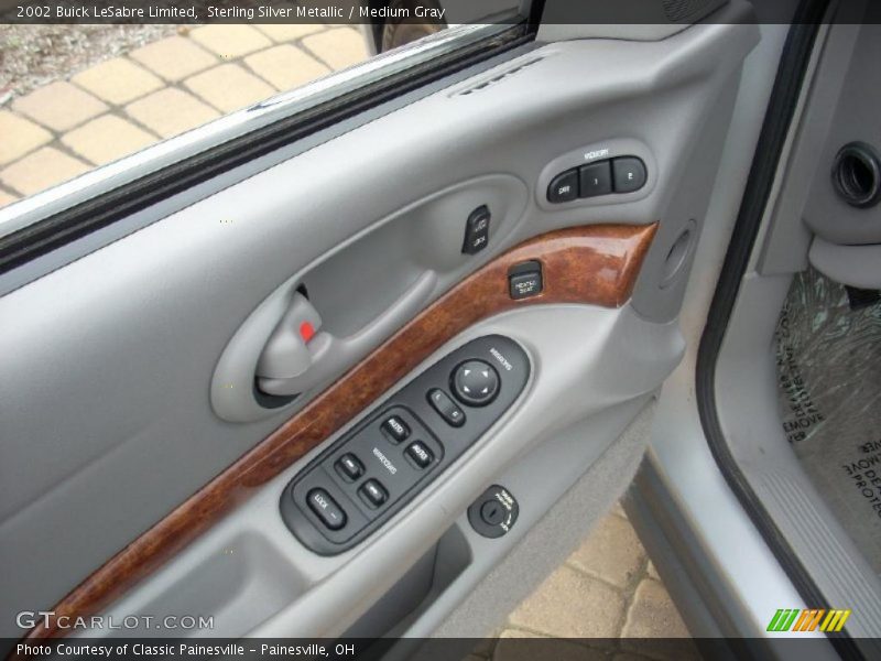 Sterling Silver Metallic / Medium Gray 2002 Buick LeSabre Limited