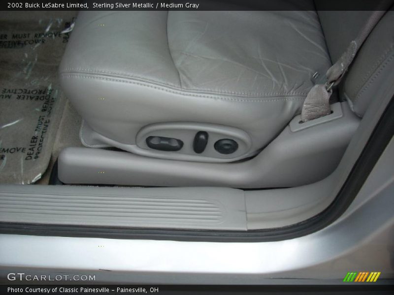 Sterling Silver Metallic / Medium Gray 2002 Buick LeSabre Limited