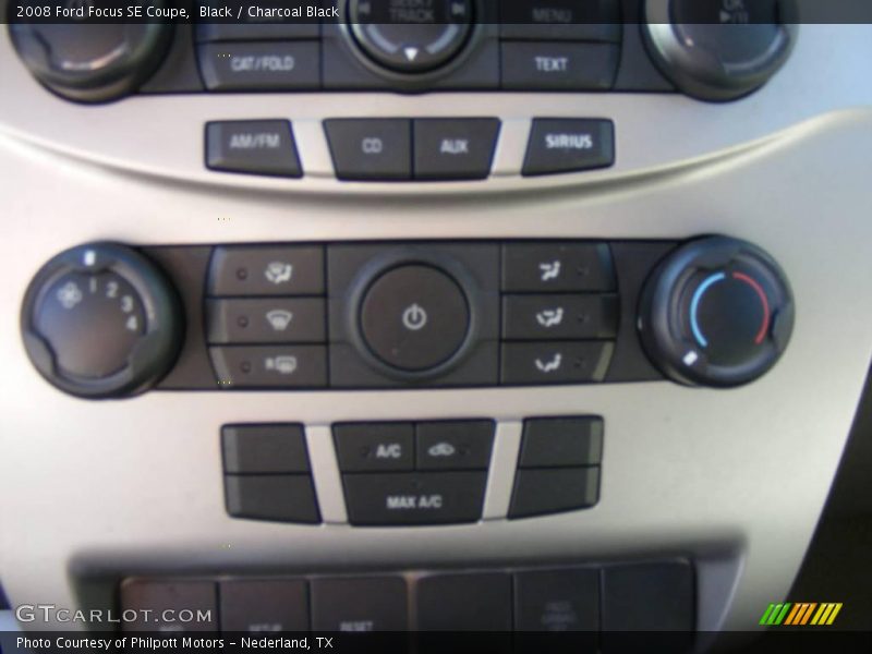 Black / Charcoal Black 2008 Ford Focus SE Coupe