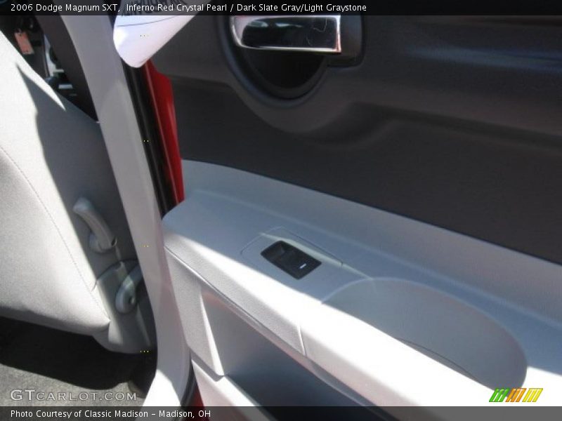 Inferno Red Crystal Pearl / Dark Slate Gray/Light Graystone 2006 Dodge Magnum SXT