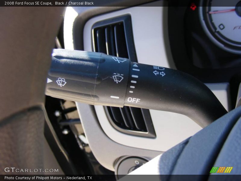 Black / Charcoal Black 2008 Ford Focus SE Coupe