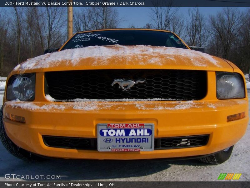 Grabber Orange / Dark Charcoal 2007 Ford Mustang V6 Deluxe Convertible