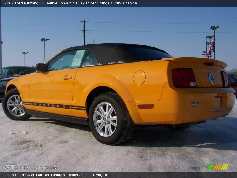 Grabber Orange / Dark Charcoal 2007 Ford Mustang V6 Deluxe Convertible