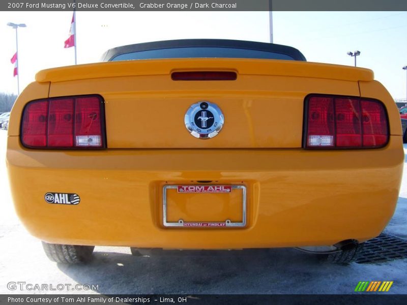 Grabber Orange / Dark Charcoal 2007 Ford Mustang V6 Deluxe Convertible