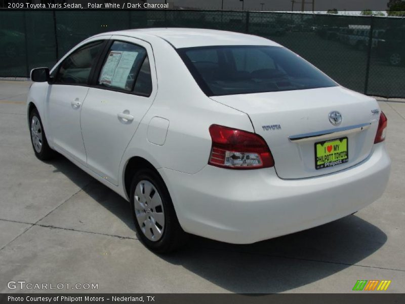Polar White / Dark Charcoal 2009 Toyota Yaris Sedan