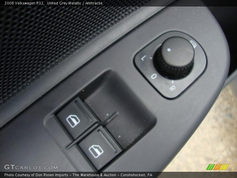 United Grey Metallic / Anthracite 2008 Volkswagen R32