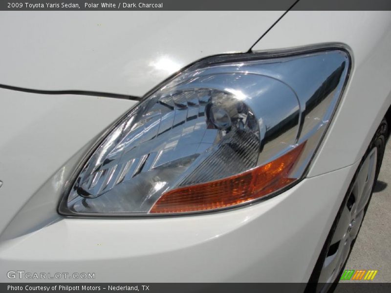 Polar White / Dark Charcoal 2009 Toyota Yaris Sedan