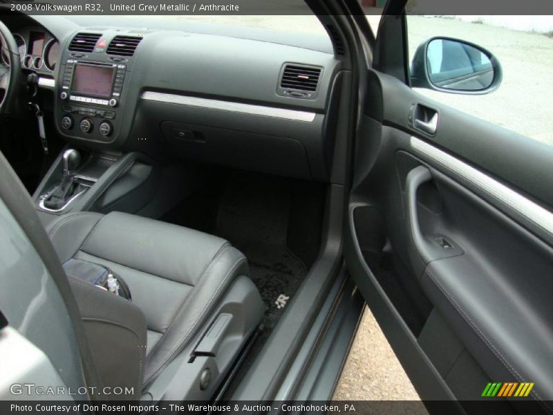 United Grey Metallic / Anthracite 2008 Volkswagen R32