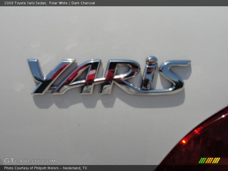 Polar White / Dark Charcoal 2009 Toyota Yaris Sedan