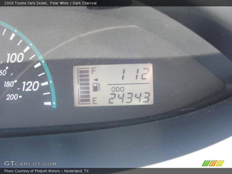 Polar White / Dark Charcoal 2009 Toyota Yaris Sedan