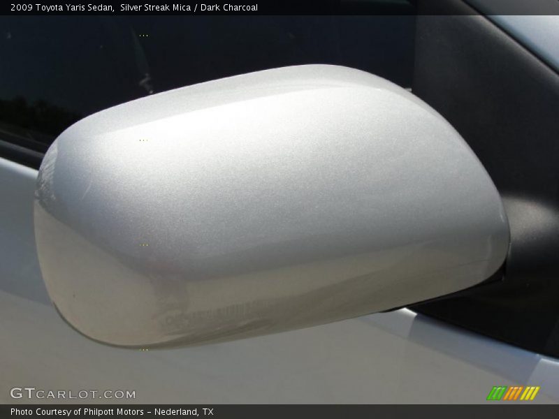 Silver Streak Mica / Dark Charcoal 2009 Toyota Yaris Sedan