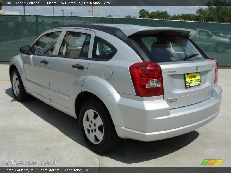 Bright Silver Metallic / Dark Slate Gray 2009 Dodge Caliber SE