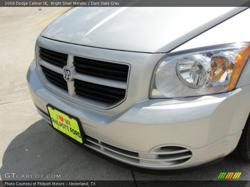 Bright Silver Metallic / Dark Slate Gray 2009 Dodge Caliber SE