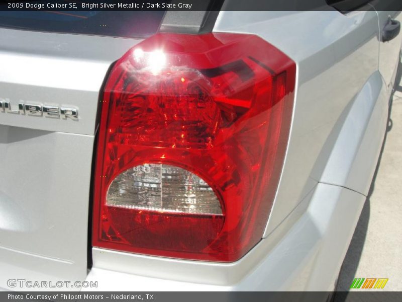 Bright Silver Metallic / Dark Slate Gray 2009 Dodge Caliber SE