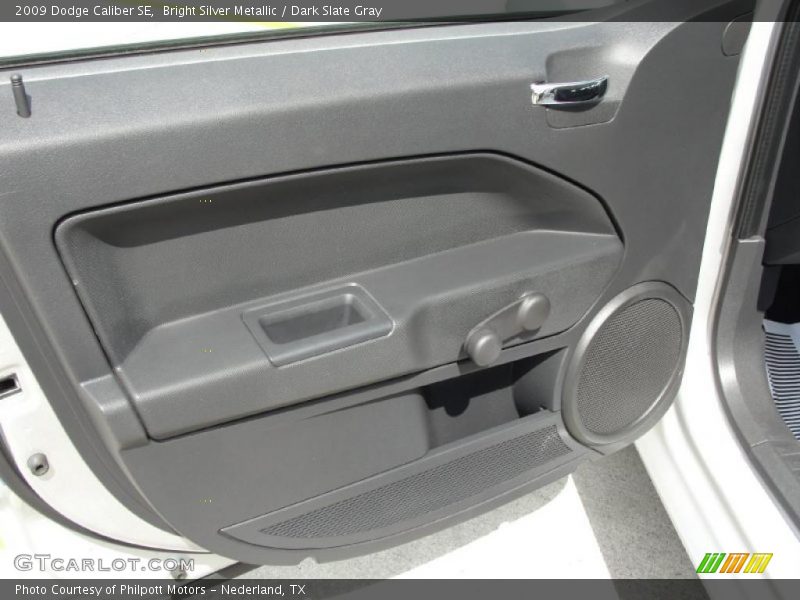 Bright Silver Metallic / Dark Slate Gray 2009 Dodge Caliber SE