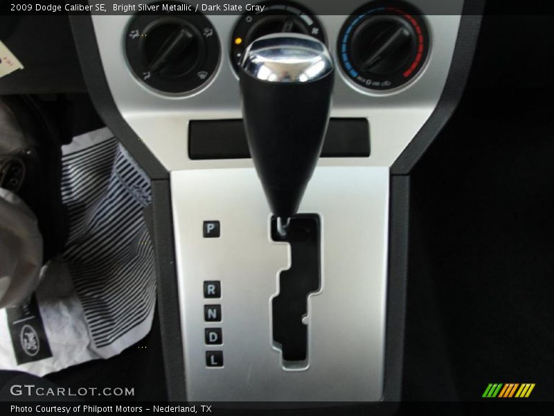 Bright Silver Metallic / Dark Slate Gray 2009 Dodge Caliber SE