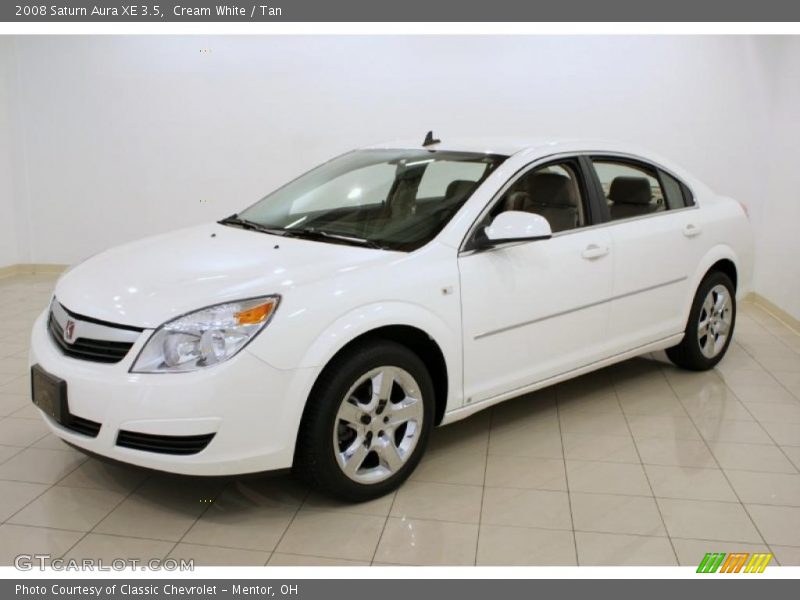 Cream White / Tan 2008 Saturn Aura XE 3.5