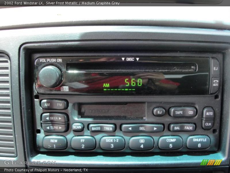 Silver Frost Metallic / Medium Graphite Grey 2002 Ford Windstar LX