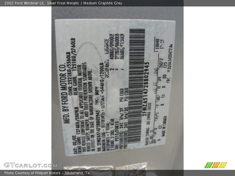 Silver Frost Metallic / Medium Graphite Grey 2002 Ford Windstar LX