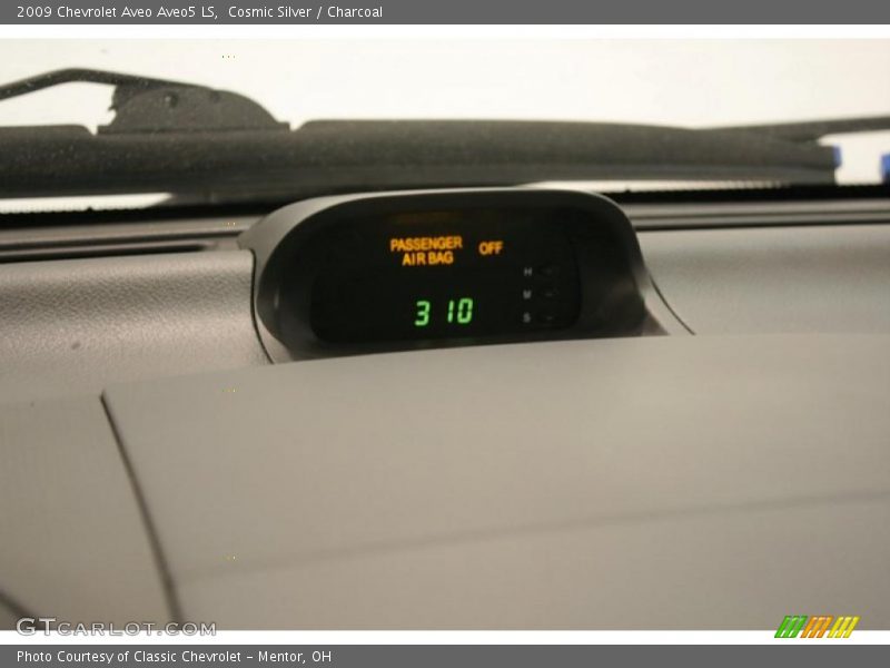 Cosmic Silver / Charcoal 2009 Chevrolet Aveo Aveo5 LS