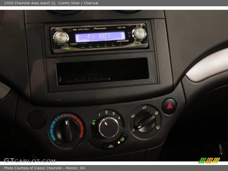 Cosmic Silver / Charcoal 2009 Chevrolet Aveo Aveo5 LS