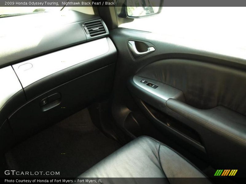 Nighthawk Black Pearl / Black 2009 Honda Odyssey Touring