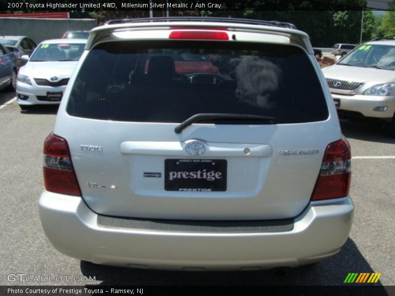 Millenium Silver Metallic / Ash Gray 2007 Toyota Highlander Limited 4WD
