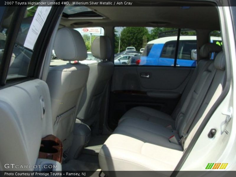 Millenium Silver Metallic / Ash Gray 2007 Toyota Highlander Limited 4WD