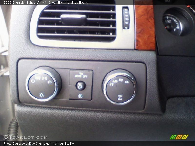 Silver Birch Metallic / Ebony 2009 Chevrolet Tahoe LT 4x4